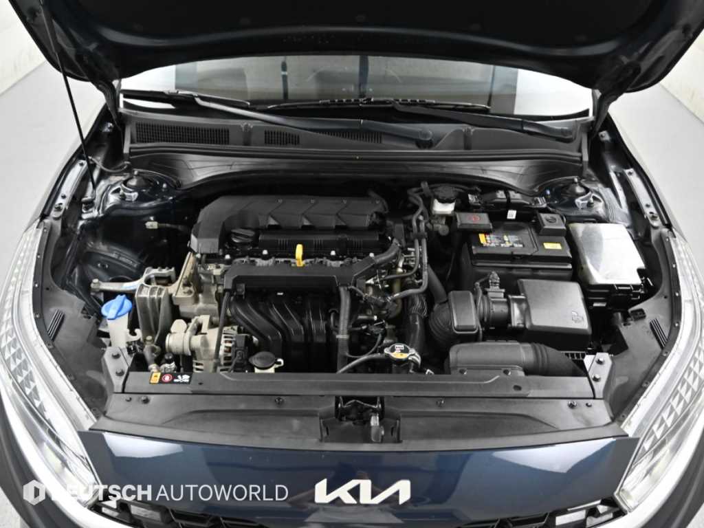 Kia K3 — photo 06
