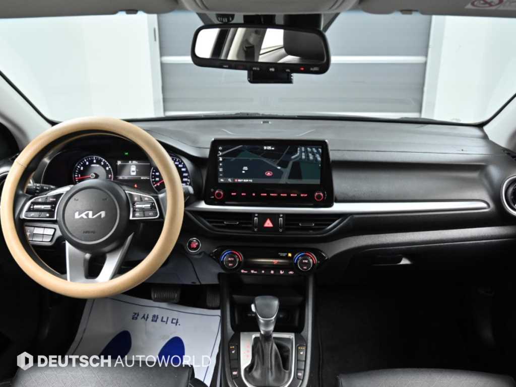 Kia K3 — photo 07