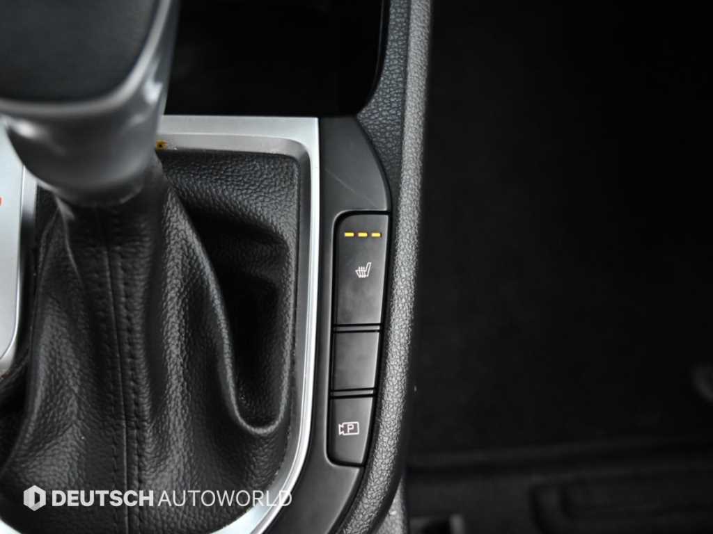 Kia K3 — photo 17