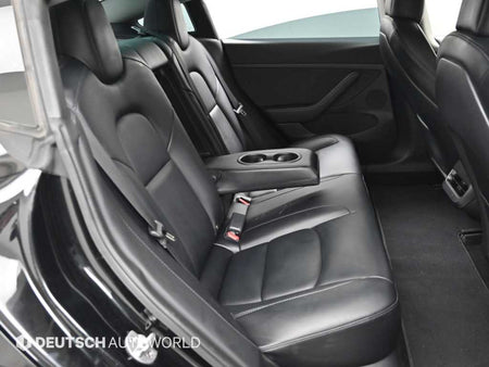 Tesla Model 3 — photo 12