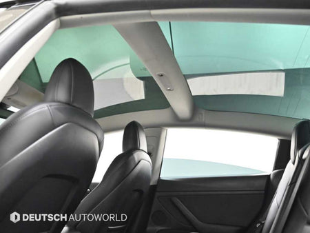 Tesla Model 3 — photo 18
