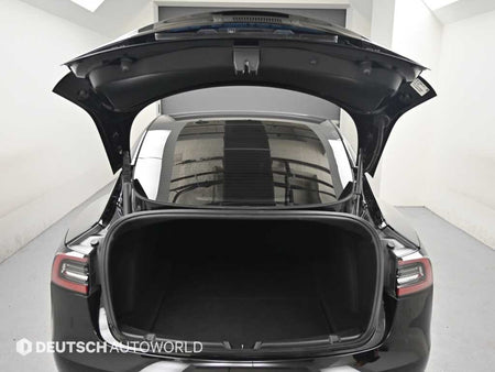 Tesla Model 3 — photo 19