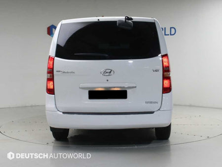 Hyundai Starex — photo 04