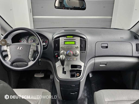 Hyundai Starex — photo 07