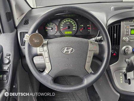 Hyundai Starex — photo 13
