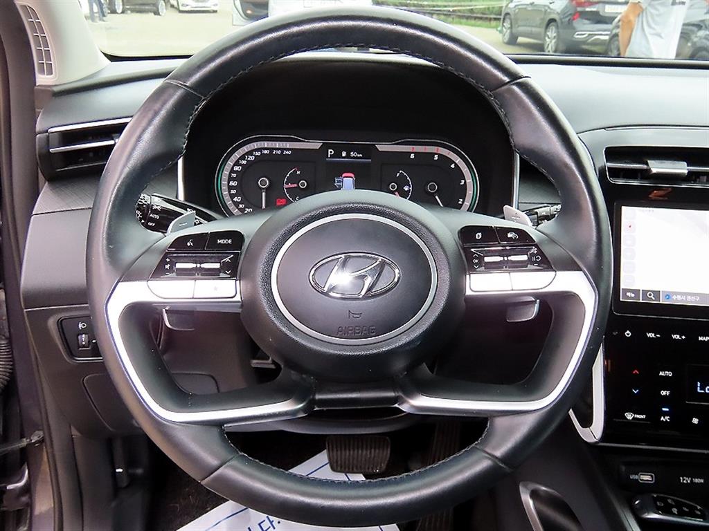 Hyundai Tucson — photo 08