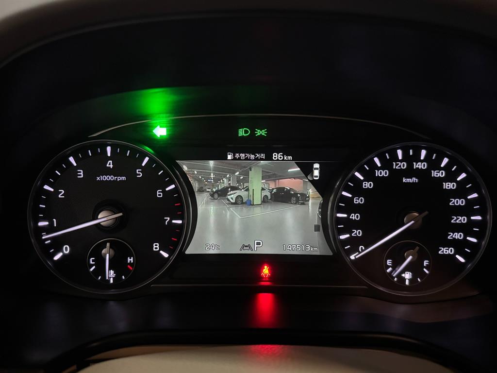 Kia K9 — photo 09