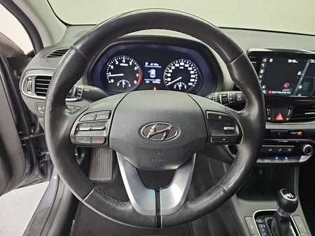 Hyundai i30 — photo 09
