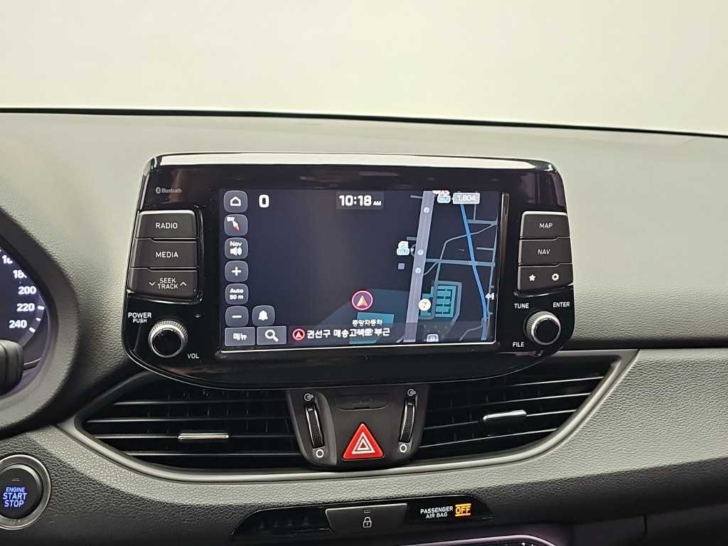 Hyundai i30 — photo 13