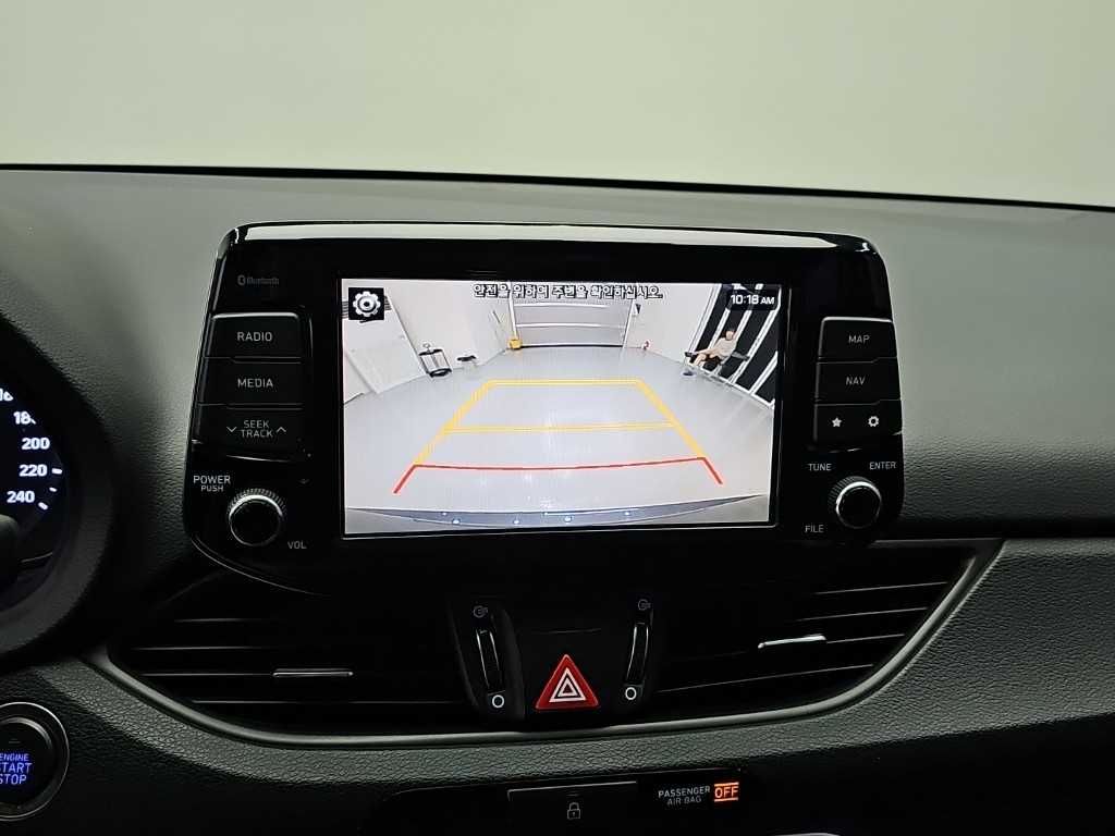 Hyundai i30 — photo 14
