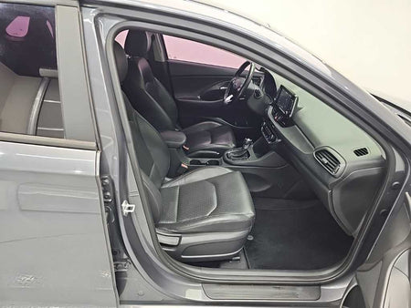 Hyundai i30 — photo 19