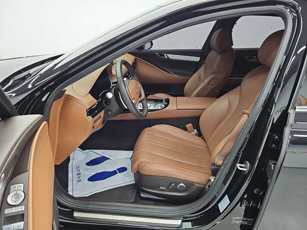 Genesis G80 — photo 10