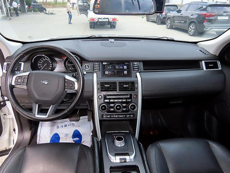 Land Rover Discovery Sport — photo 07