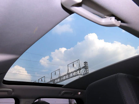 Land Rover Discovery Sport — photo 17