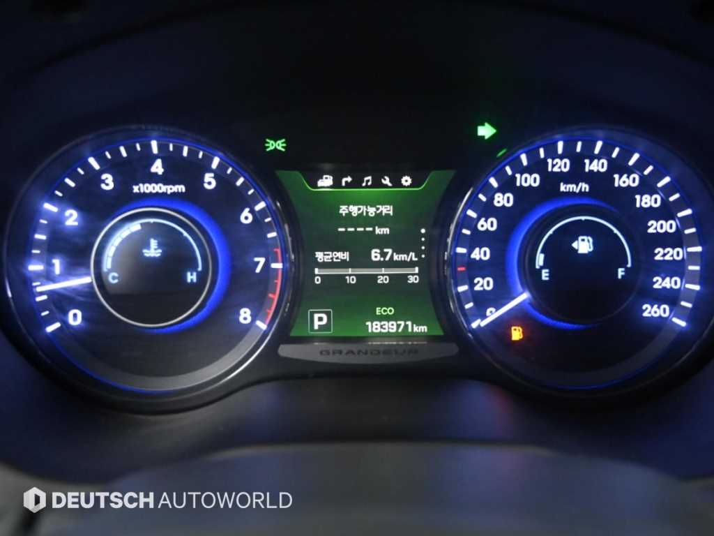 Hyundai Grandeur — photo 08
