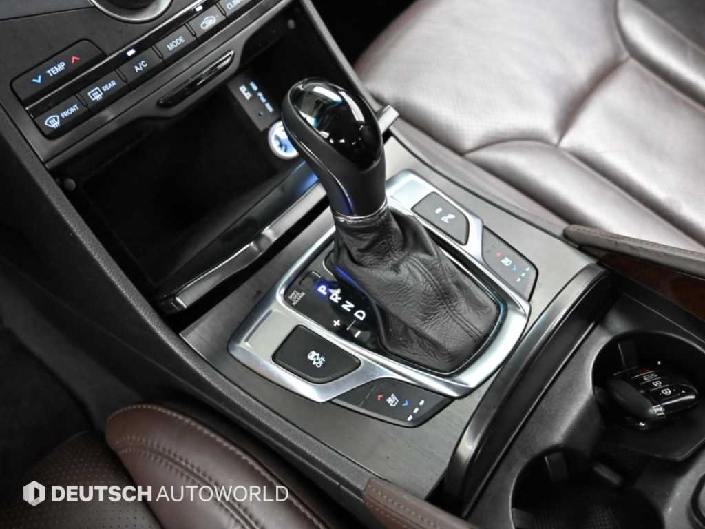 Hyundai Grandeur — photo 09