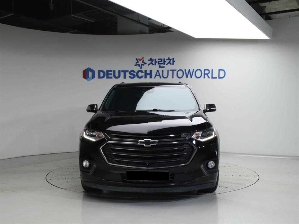 CHEVROLET Traverse — photo 03