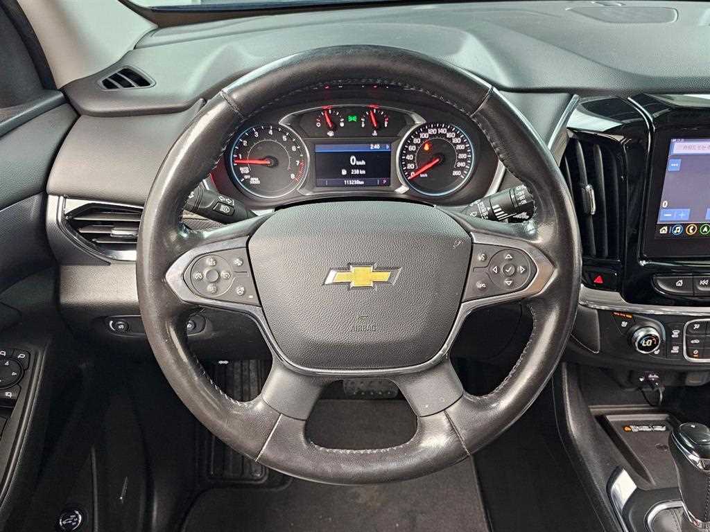 CHEVROLET Traverse — photo 13