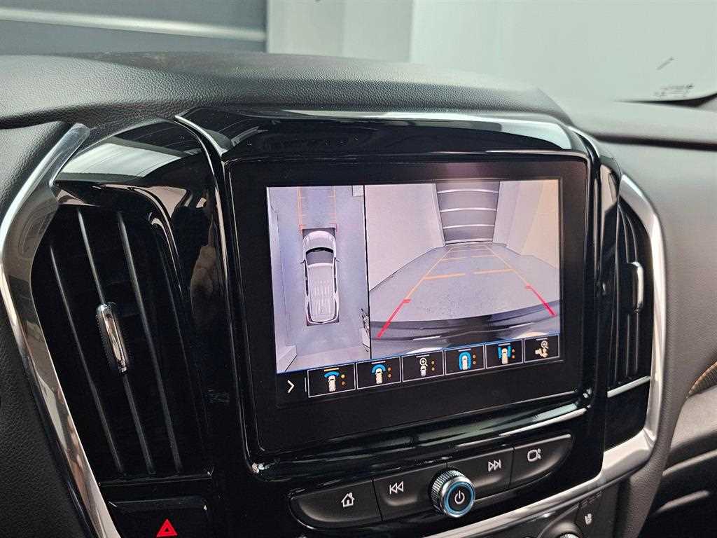 CHEVROLET Traverse — photo 15