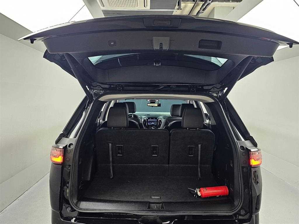 CHEVROLET Traverse — photo 19