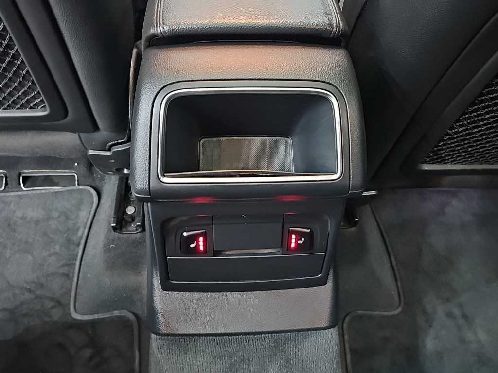 Audi Q5 — photo 13