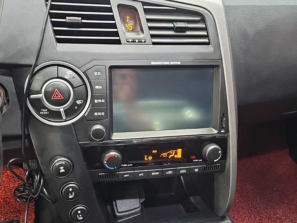 KGM KORANDO — photo 10