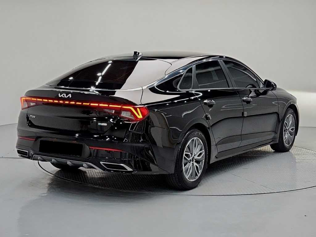 Kia K5 — photo 04