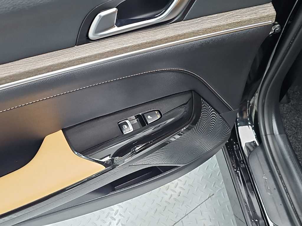 Kia K5 — photo 13
