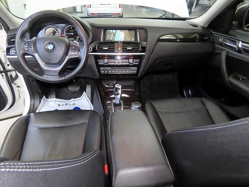 BMW X4 — photo 10