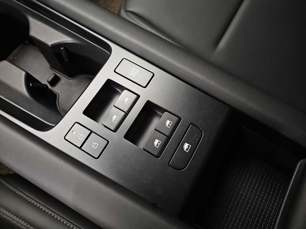 Hyundai Ioniq6 — photo 18