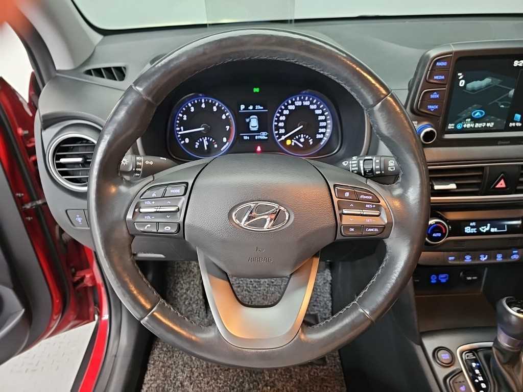 Hyundai Kona — photo 09