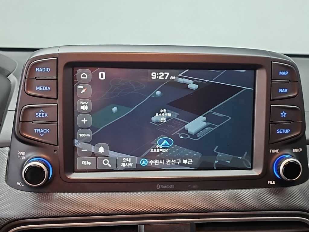 Hyundai Kona — photo 13
