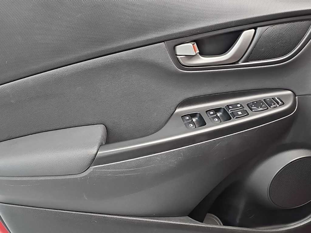Hyundai Kona — photo 15