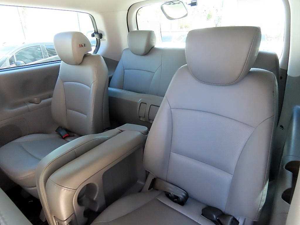 Hyundai Starex — photo 07