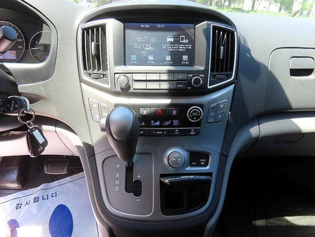 Hyundai Starex — photo 14