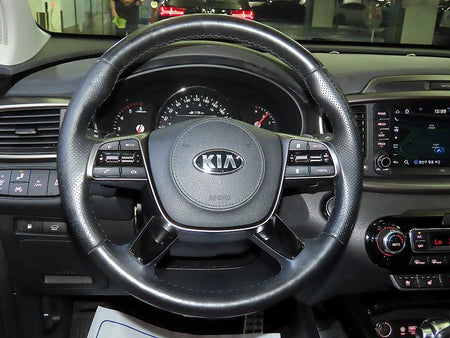 Kia Sorento — photo 08