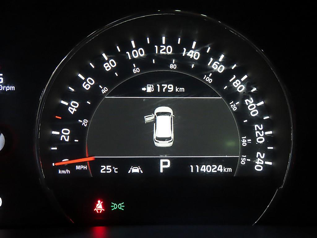 Kia Sorento — photo 09