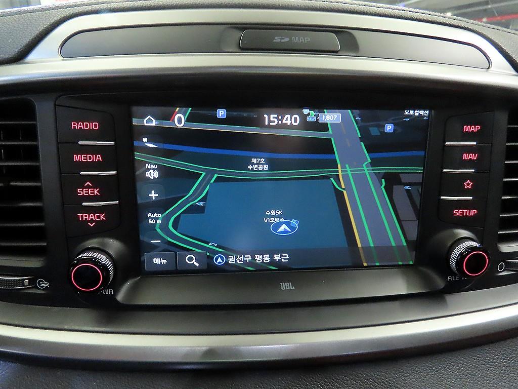 Kia Sorento — photo 13