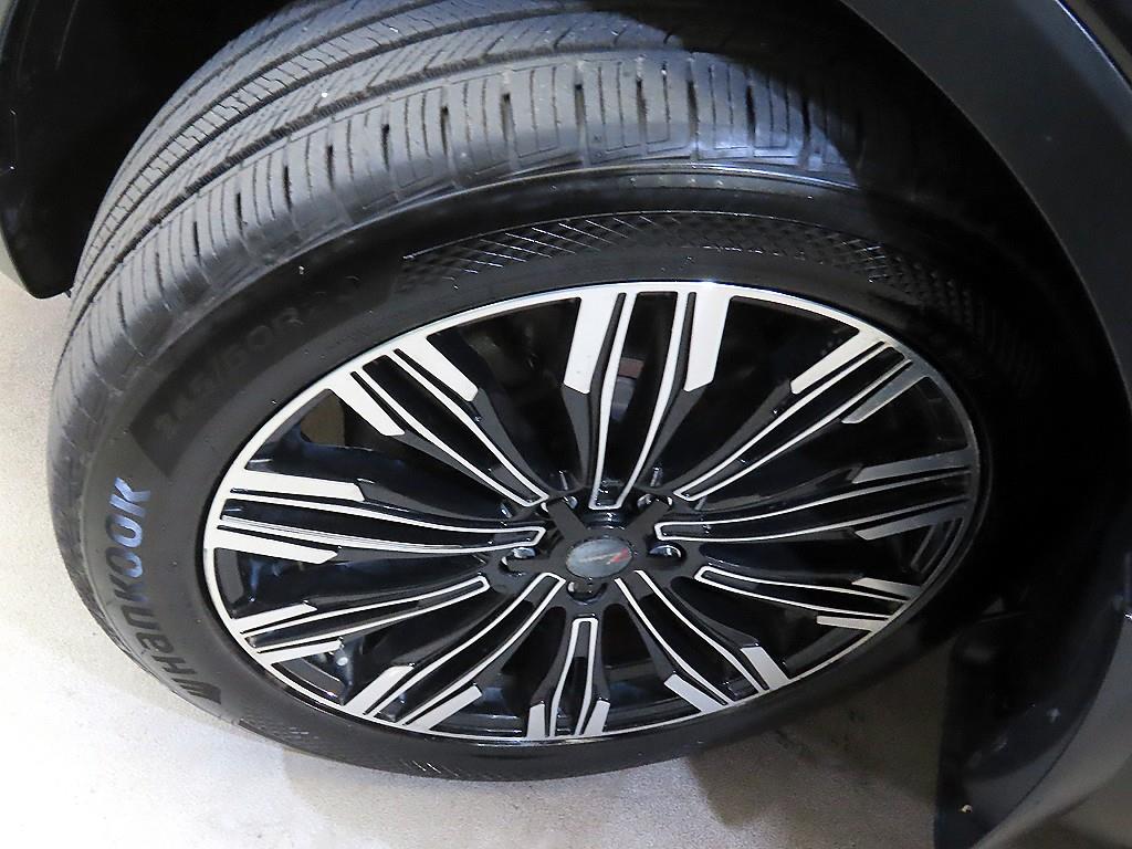 Kia Sorento — photo 20