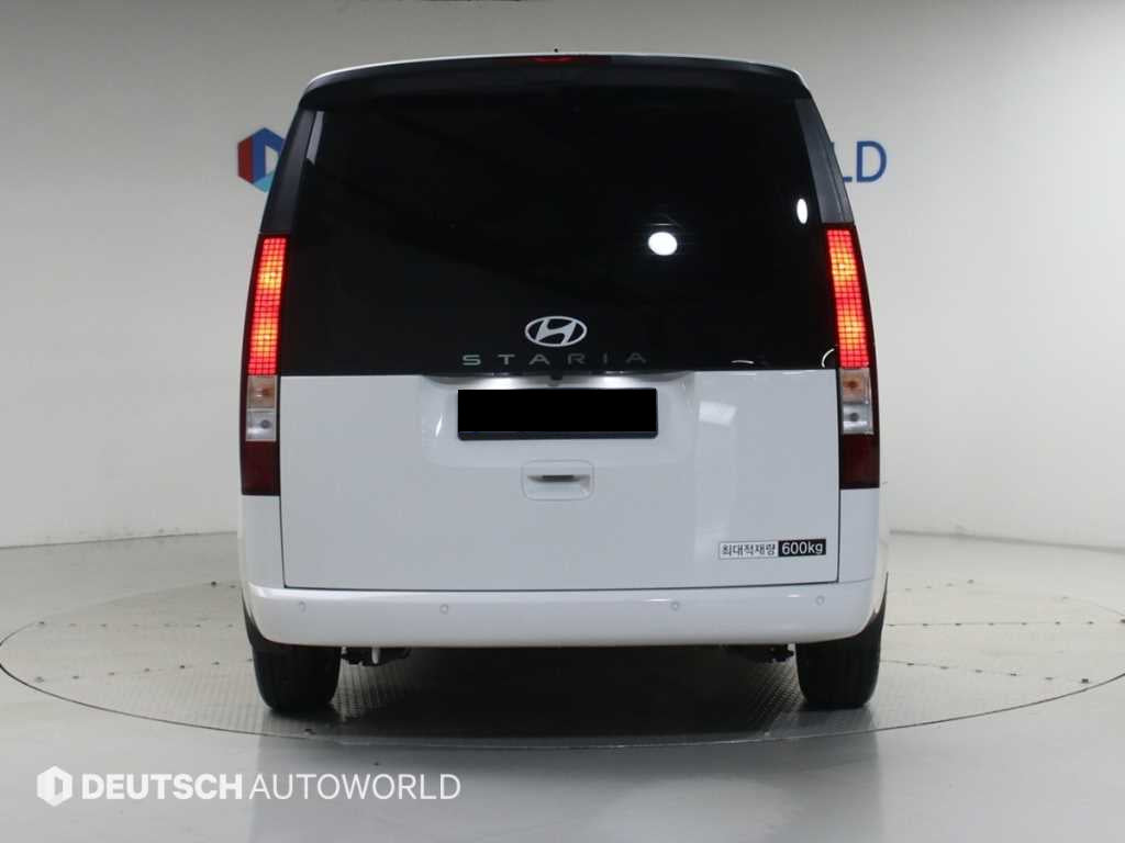 Hyundai Staria — photo 04