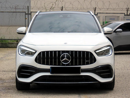 Mercedes-Benz GLA-Class — photo 01