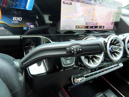 Mercedes-Benz GLA-Class — photo 11