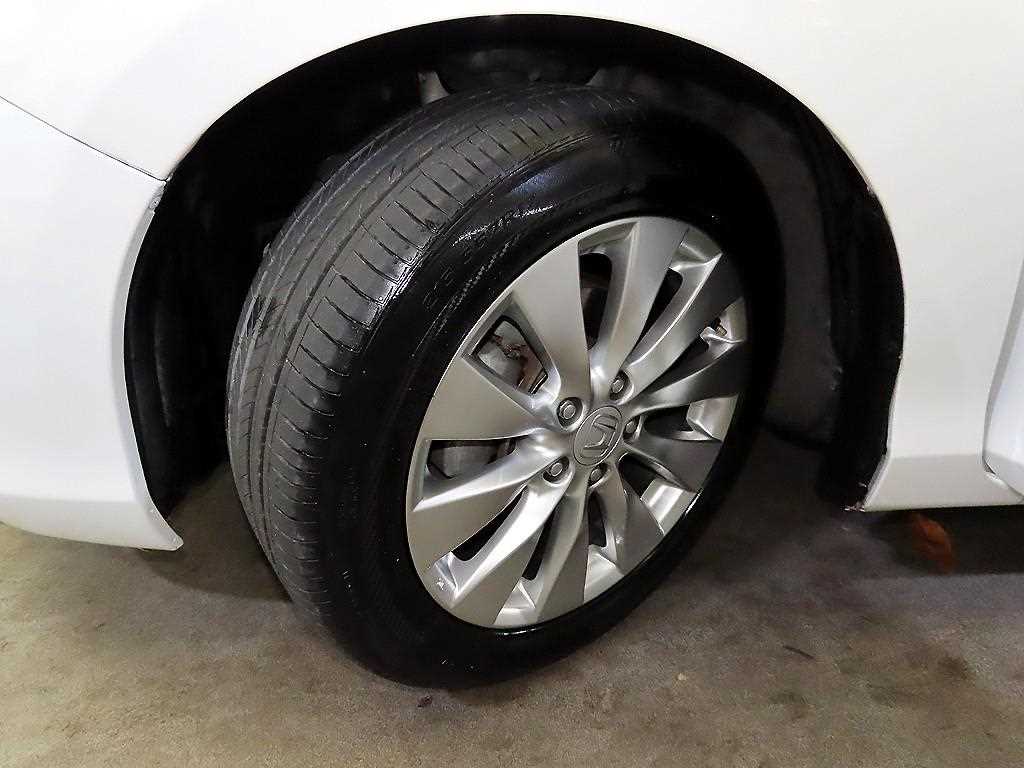 Honda Accord — photo 19