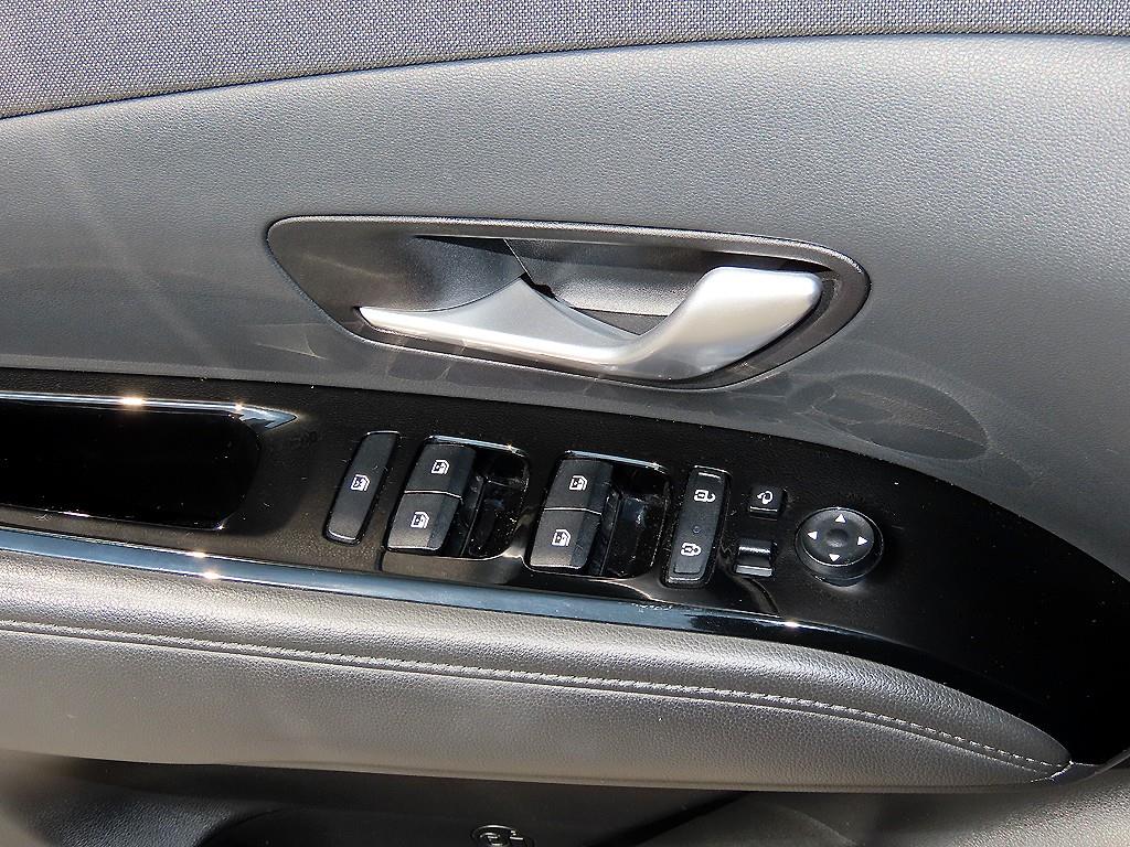 Hyundai Tucson — photo 11
