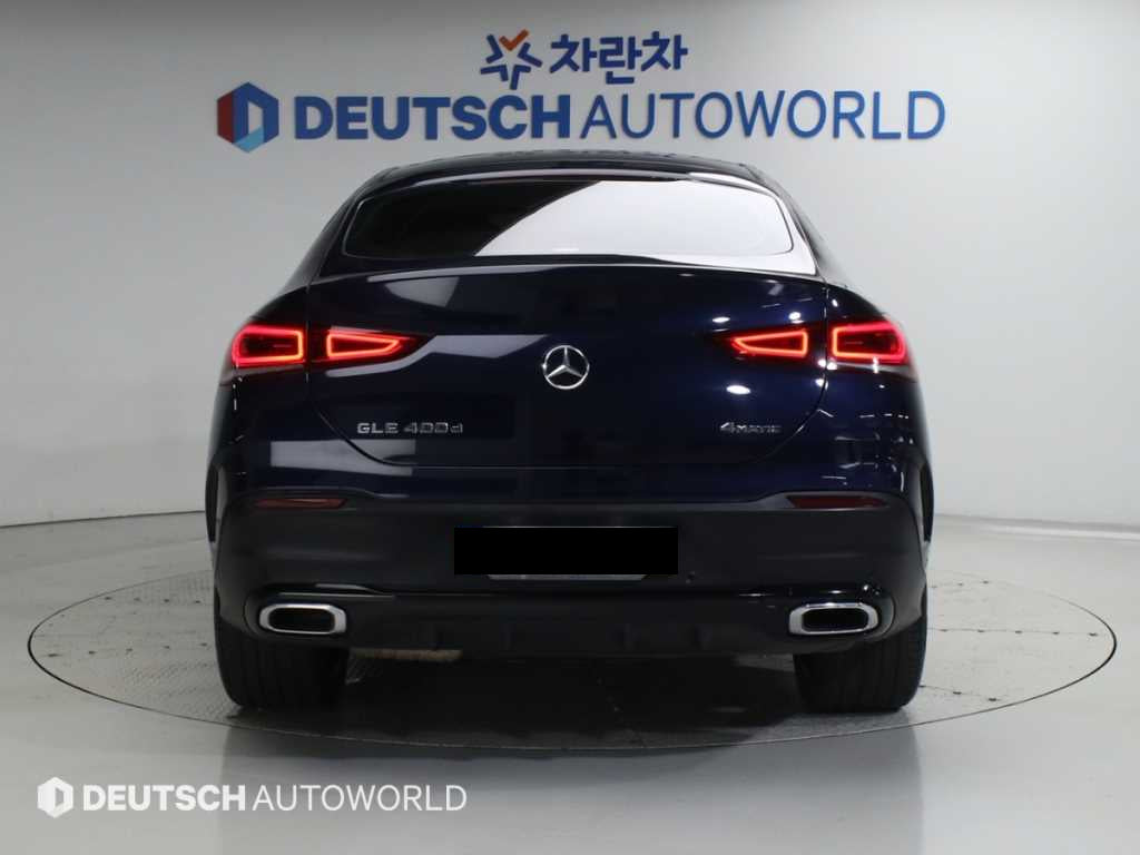 Mercedes-Benz GLE-Class — photo 04