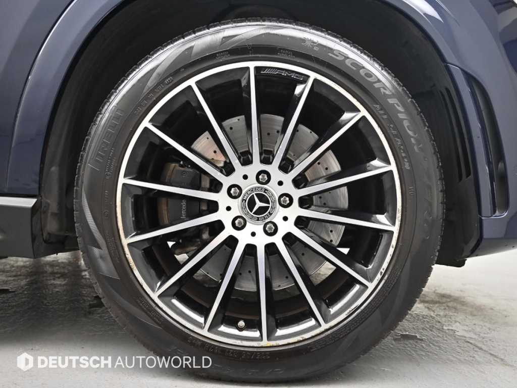 Mercedes-Benz GLE-Class — photo 05