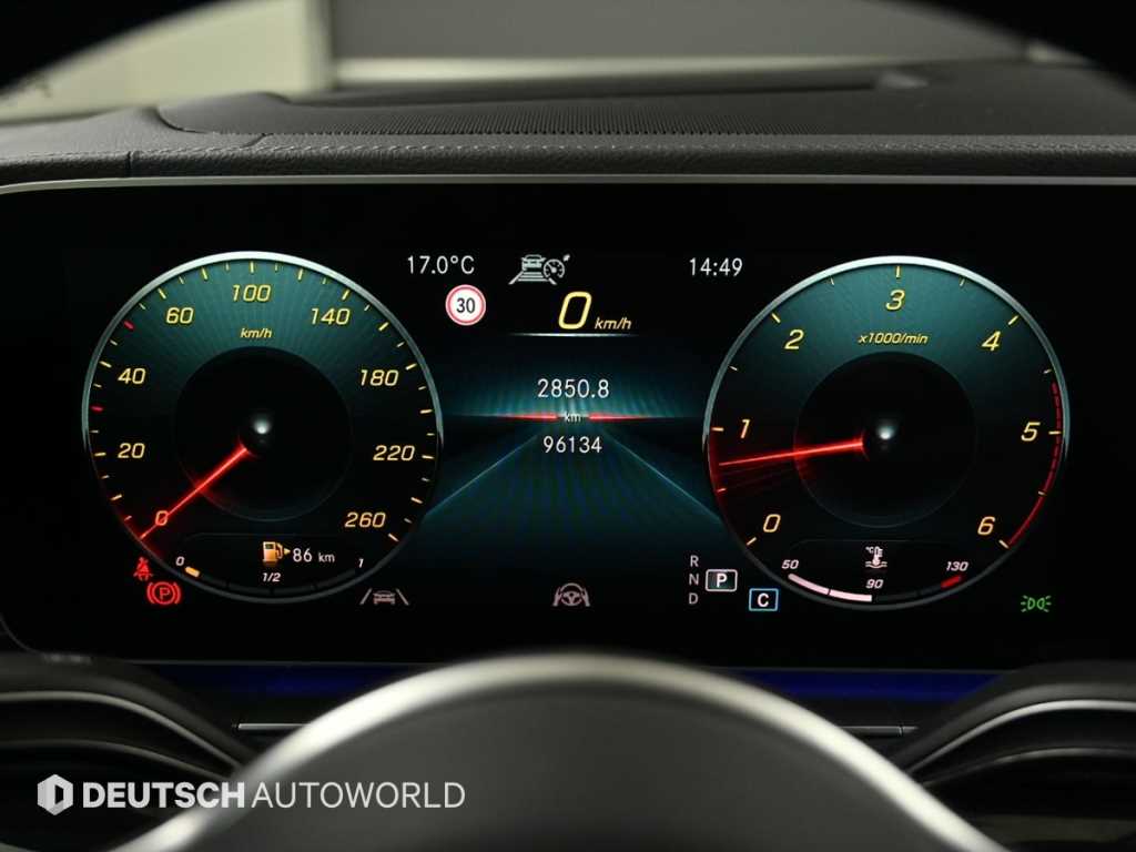 Mercedes-Benz GLE-Class — photo 08