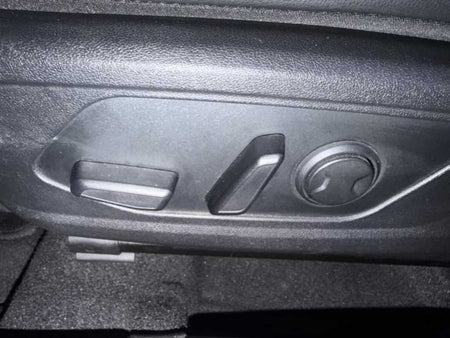 Hyundai Avante — photo 16