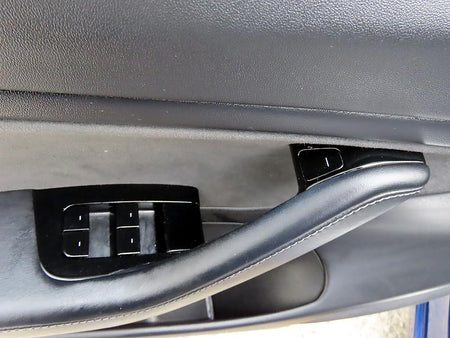 Tesla Model 3 — photo 10