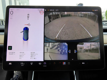 Tesla Model 3 — photo 15
